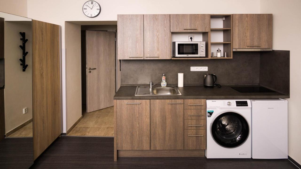 Apartment Flying Bed Apartment Close To Prague Castle And Airport Prag